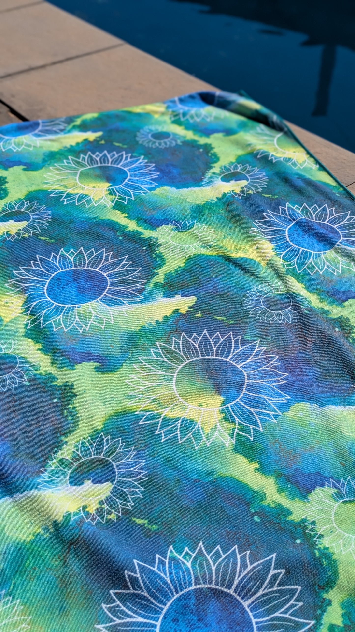 RETAIL - Towel - Ukraine Sunflowers