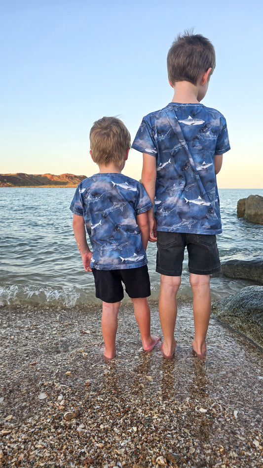 T shirt - Shark bay