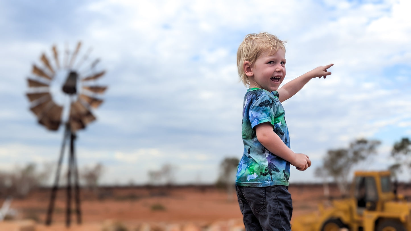 T shirt - Emu Oasis