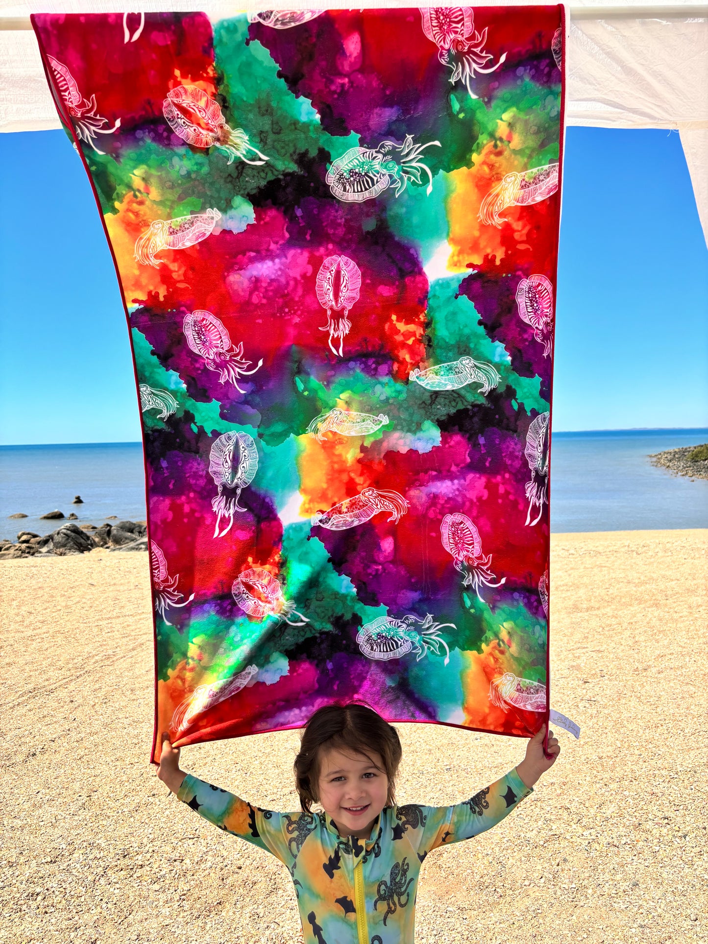 RETAIL - Towel - Neon Tide