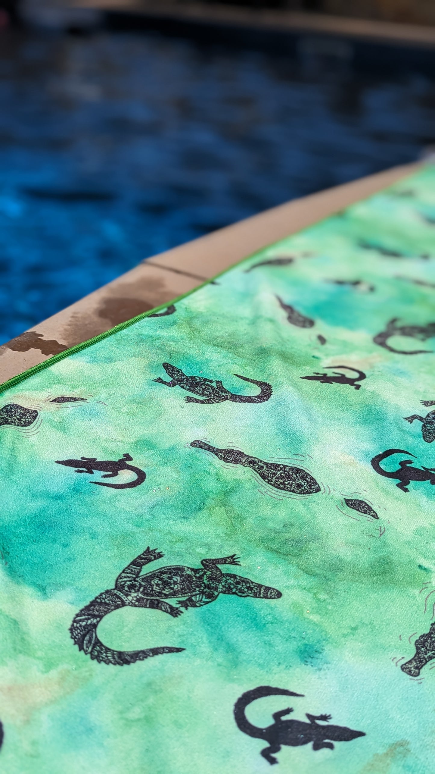 RETAIL - Towel - Croc Country