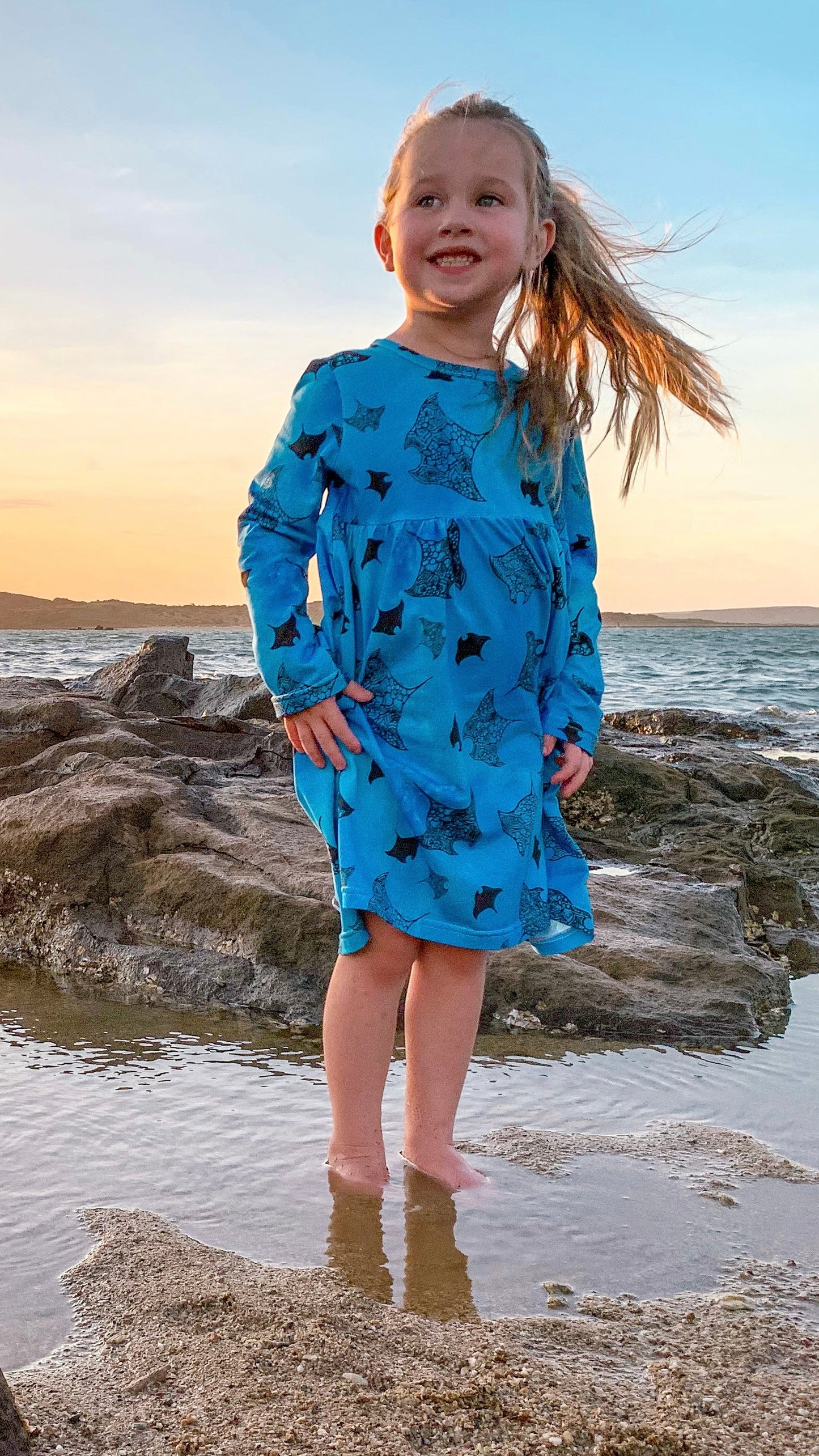 Winter Dress - Mantaray Migration