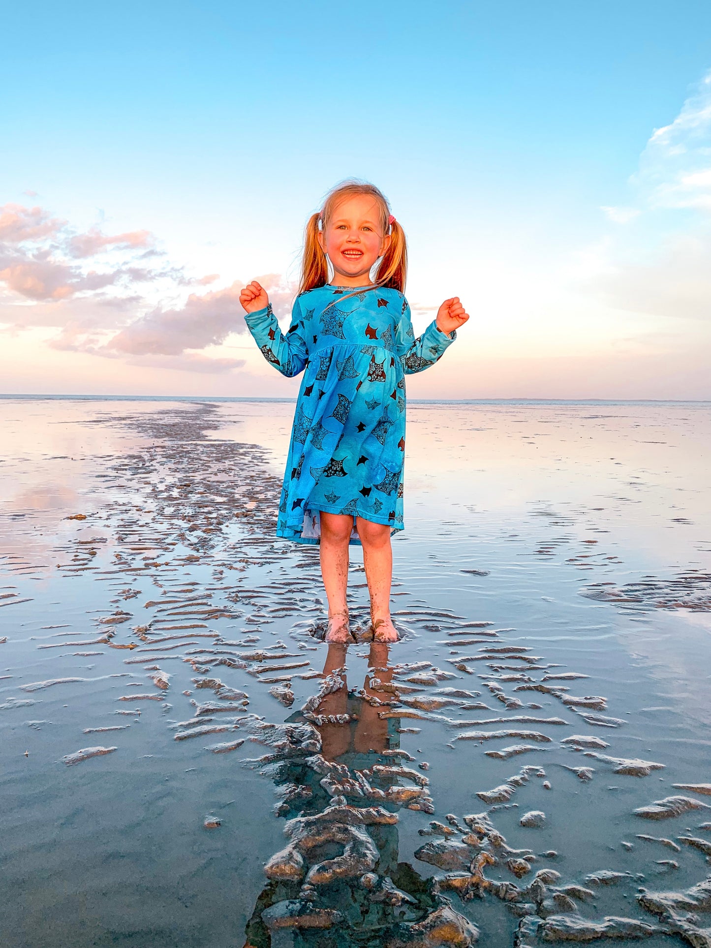 Winter Dress - Mantaray Migration